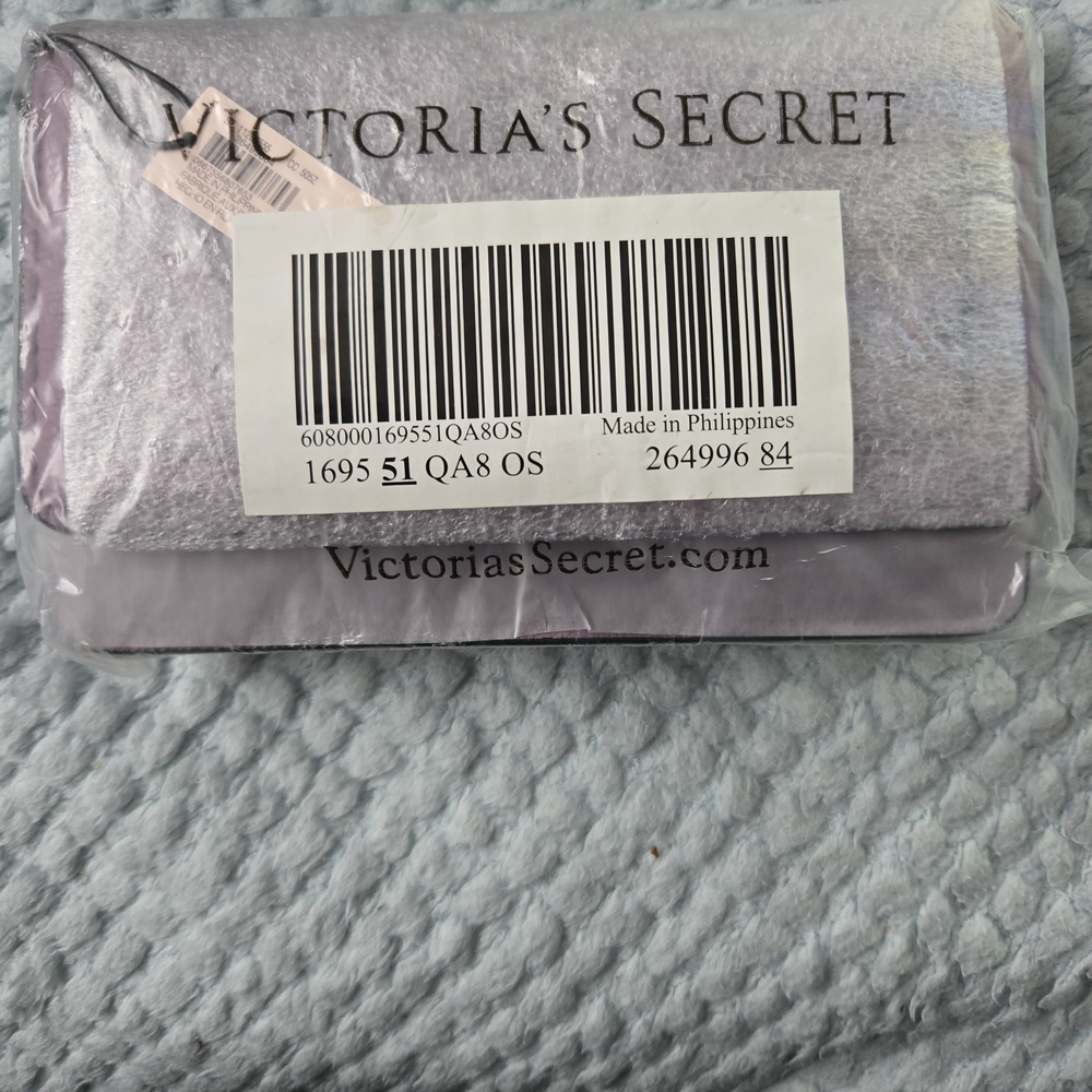 NWT Victoria's Secret Purple Quilted Crossbody Bag and Wallet Set - Picture 14 of 14